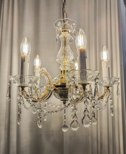 Lampadario tutto cristallo - tutto, in